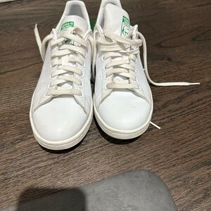 Size 9 Stan Smith shoes